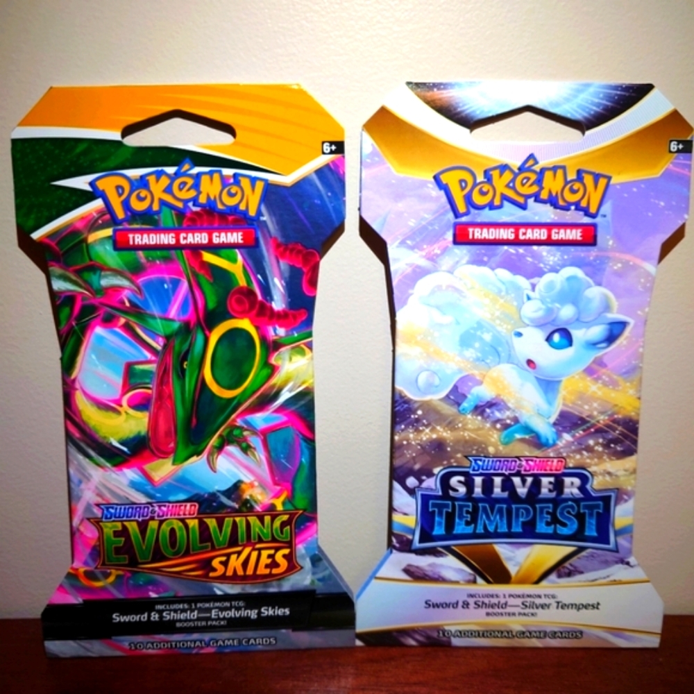 Evolving Skies and Silver Tempest Sleeved Booster Pack SEALED